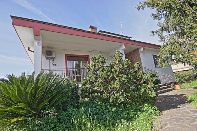 casa indipendente in vendita a Roma in zona Ottavia
