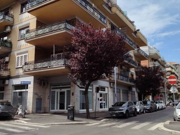 appartamento in vendita a Roma in zona Portuense