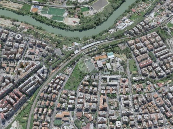 negozio in vendita a Roma in zona Portuense