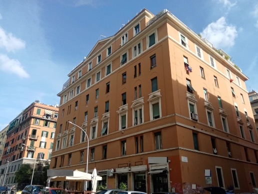 appartamento in vendita a Roma in zona Appio Latino