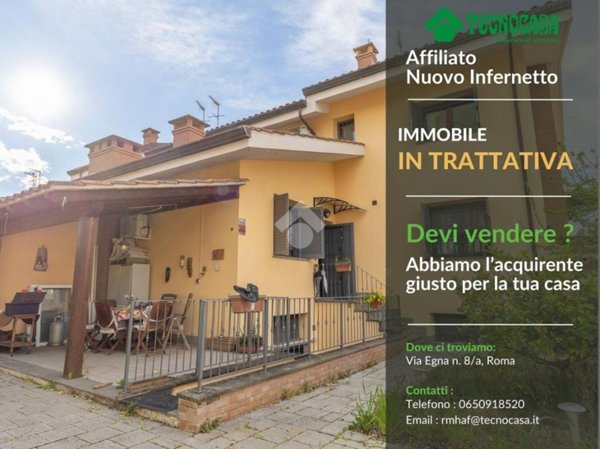 casa indipendente in vendita a Roma in zona Infernetto