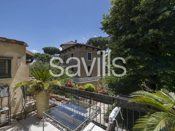 casa indipendente in vendita a Roma in zona Celio
