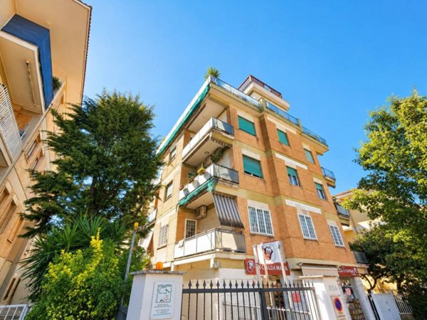 appartamento in vendita a Roma in zona Torrevecchia