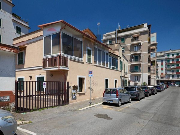 appartamento in vendita a Roma in zona Prenestino-Centocelle