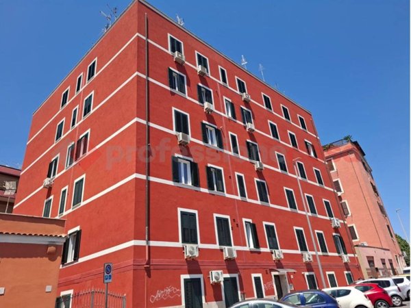 appartamento in vendita a Roma in zona Prenestino-Centocelle