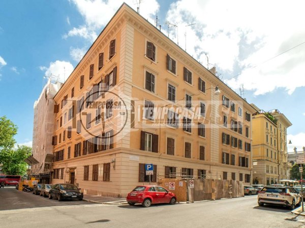 appartamento in vendita a Roma in zona Esquilino