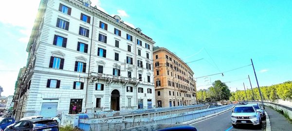 appartamento in vendita a Roma in zona Rione Prati