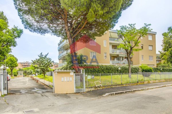 appartamento in vendita a Roma in zona Torre Maura
