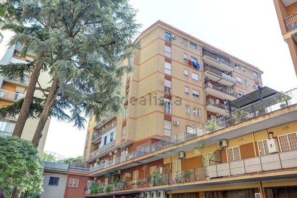 appartamento in vendita a Roma in zona Collatino