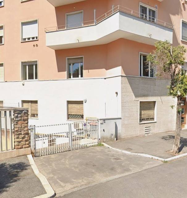 locale di sgombero in vendita a Roma in zona Tor Vergata/Torrenova