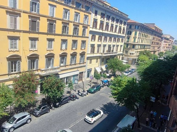 appartamento in vendita a Roma in zona Rione Prati