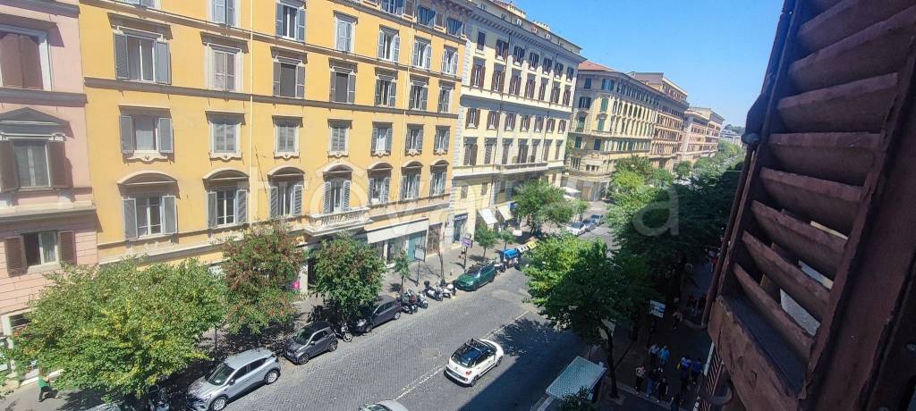 appartamento in vendita a Roma in zona Rione Prati
