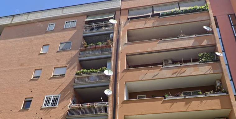 appartamento in vendita a Roma in zona Giuliano Dalmata
