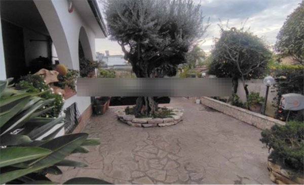 casa indipendente in vendita a Roma in zona Acilia