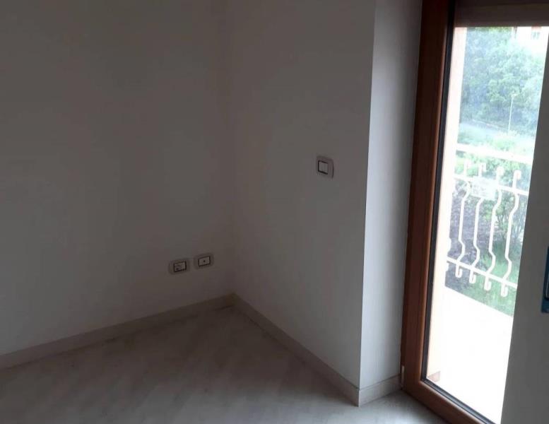 appartamento in vendita a Roma in zona Torrione Cerquetta