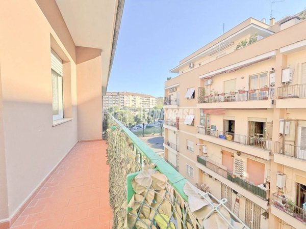 appartamento in vendita a Roma in zona Collatino
