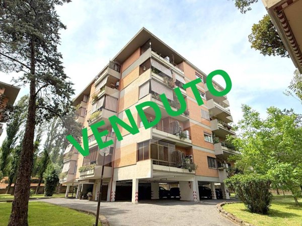 appartamento in vendita a Roma in zona Portuense