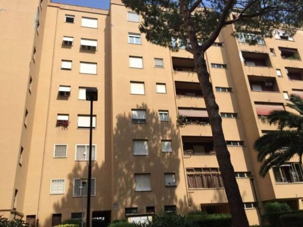 appartamento in vendita a Roma in zona Ardeatino