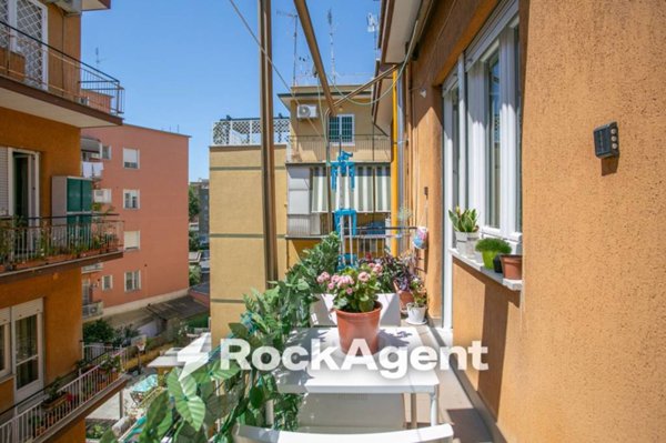 appartamento in vendita a Roma in zona Gianicolense