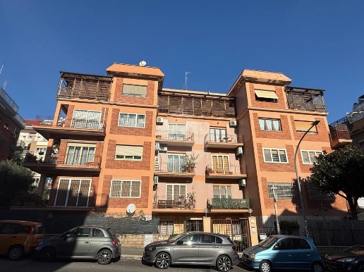 appartamento in vendita a Roma in zona Aurelio