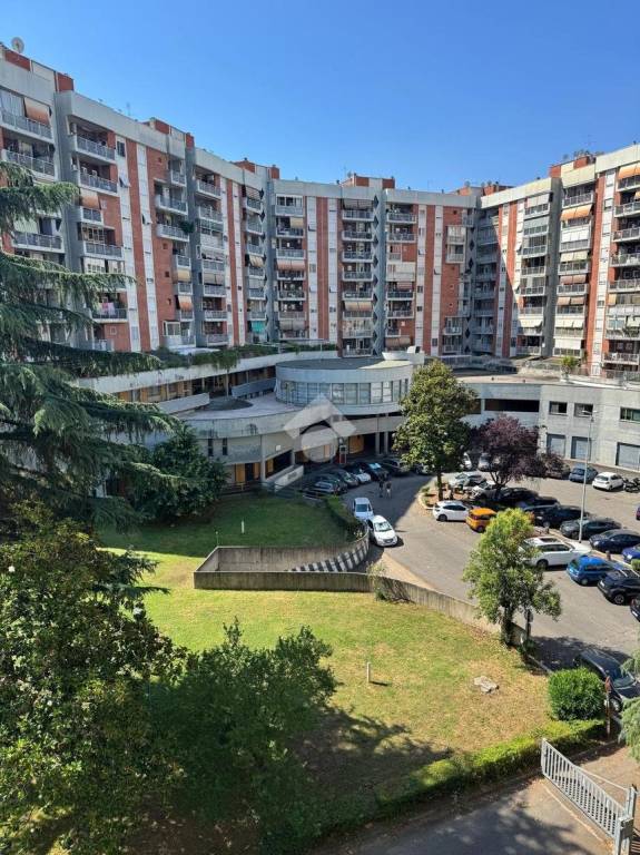 appartamento in vendita a Roma in zona Ponte Mammolo