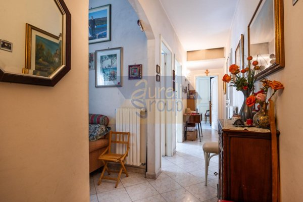appartamento in vendita a Roma in zona Ostiense