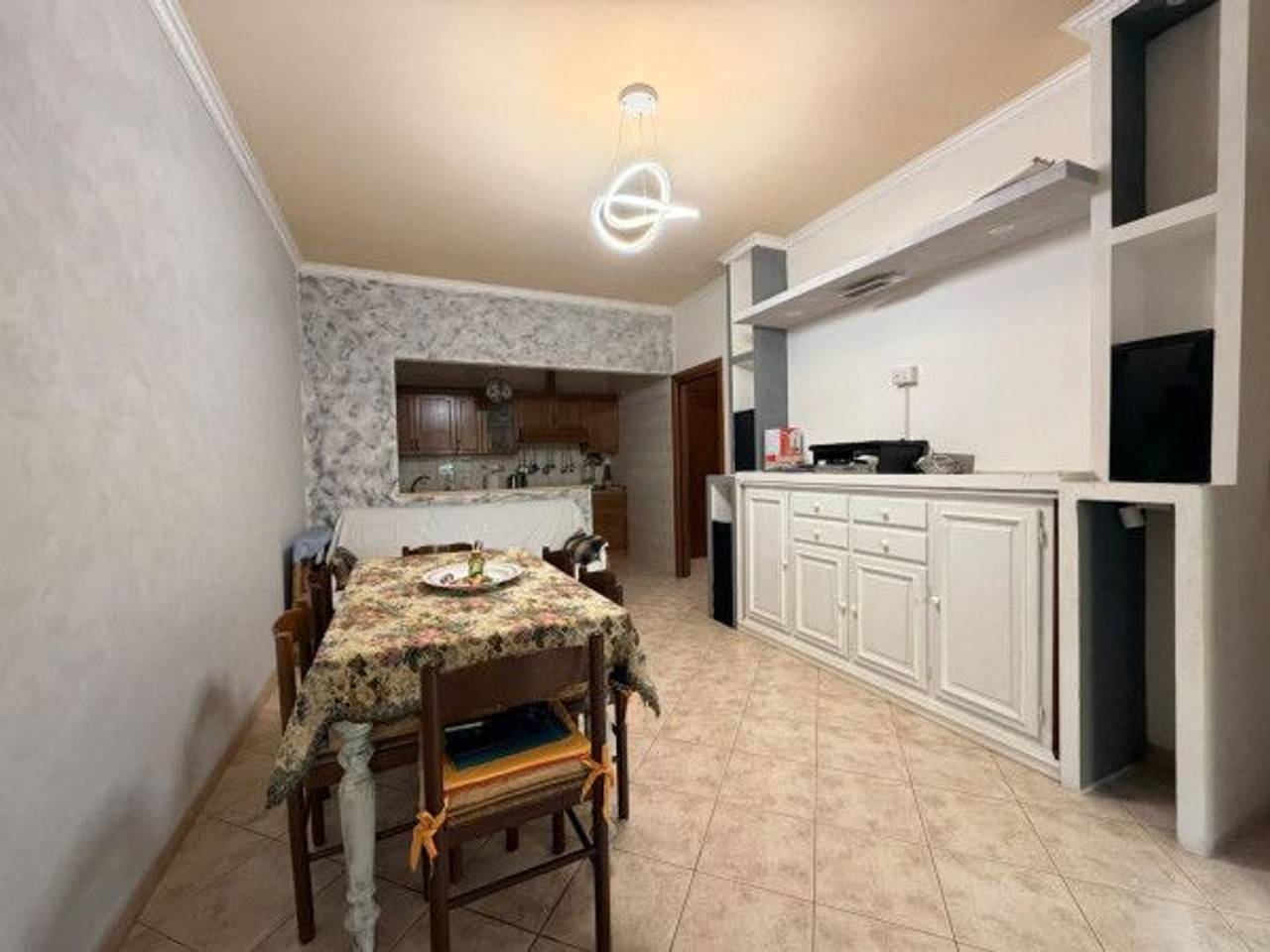 appartamento in vendita a Roma in zona Torre Angela