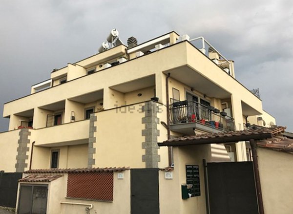 appartamento in vendita a Roma in zona Massimina/Casal Lumbroso