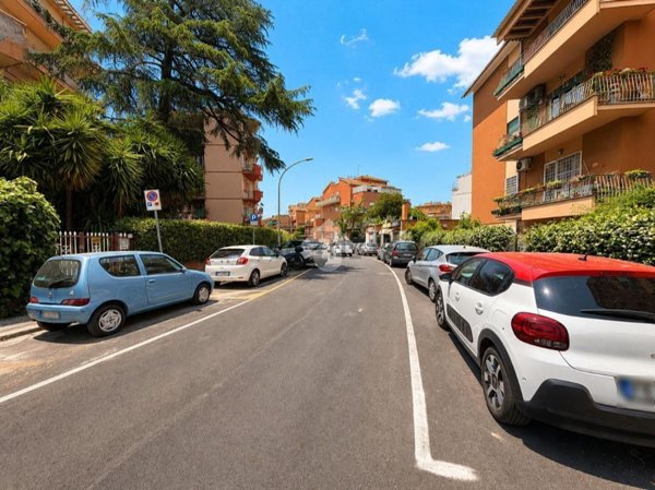 casa indipendente in vendita a Roma in zona Monte Sacro/Talenti