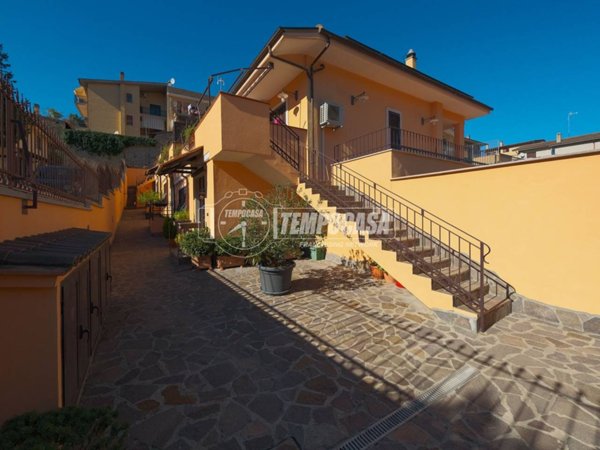 casa indipendente in vendita a Roma in zona Palmarola