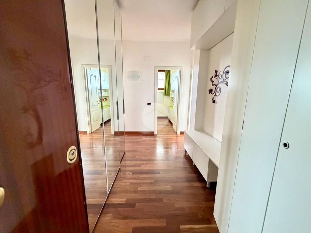appartamento in vendita a Roma in zona Portuense