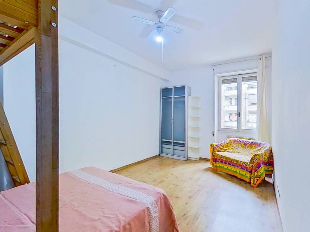 appartamento in vendita a Roma in zona Ostiense