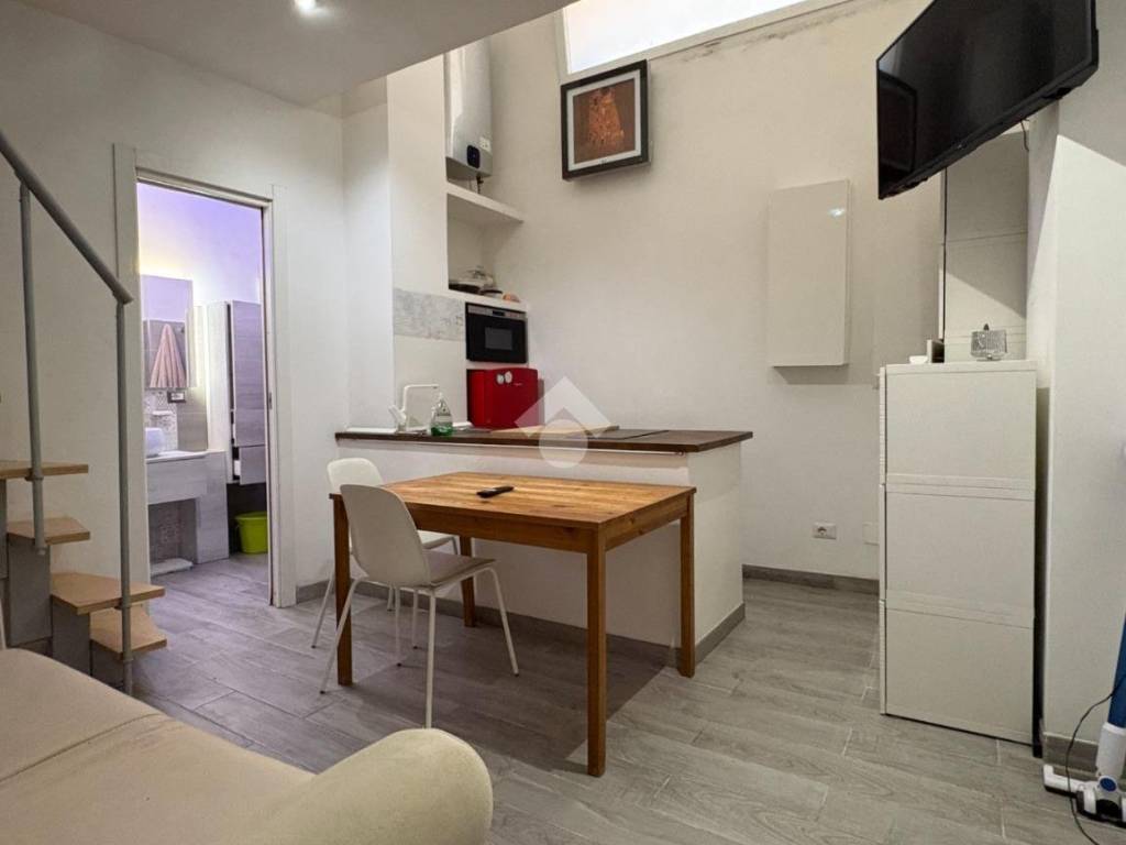 appartamento in vendita a Roma in zona Prenestino-Labicano