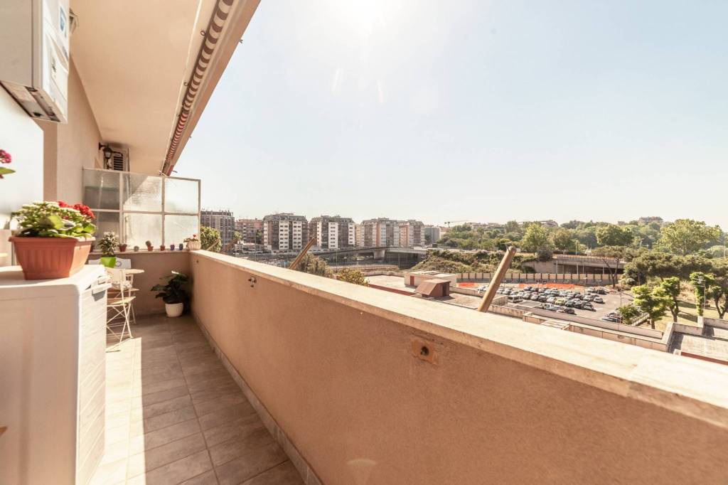 appartamento in vendita a Roma in zona Monte Sacro/Talenti