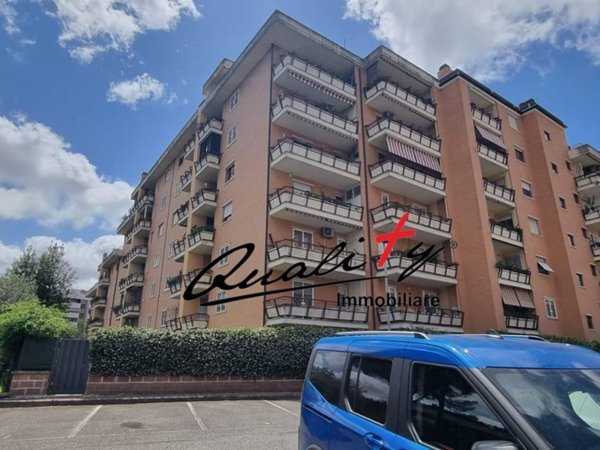appartamento in vendita a Roma in zona Giuliano Dalmata