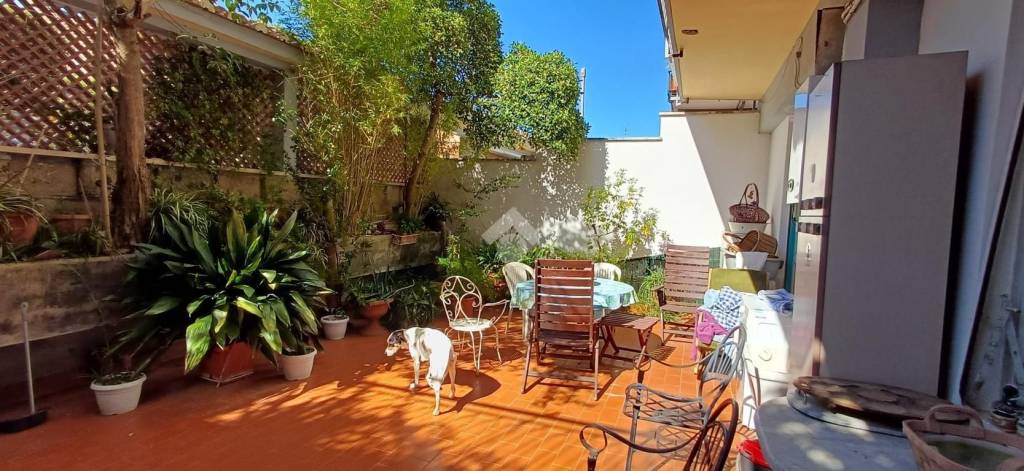 appartamento in vendita a Roma in zona Appio Pignatelli