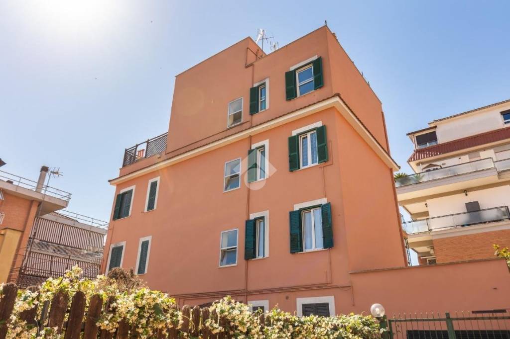 appartamento in vendita a Roma