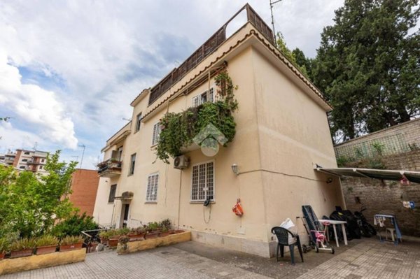 appartamento in vendita a Roma in zona Primavalle