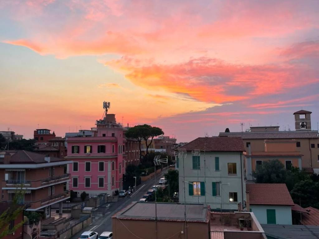 appartamento in vendita a Roma in zona Tor di Quinto