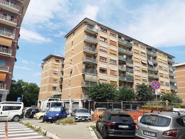 appartamento in vendita a Roma in zona Prenestino-Labicano