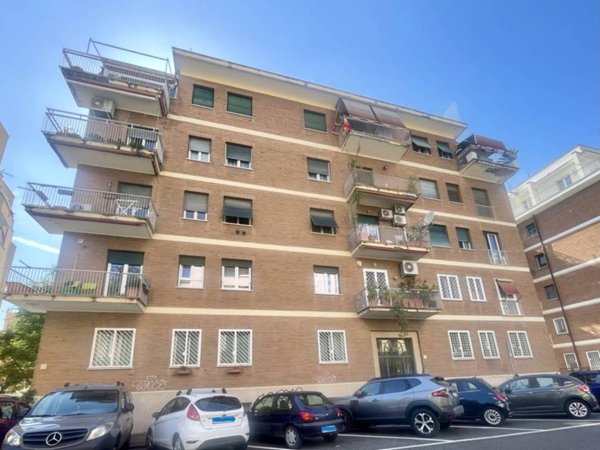 appartamento in vendita a Roma in zona Monte Sacro/Talenti