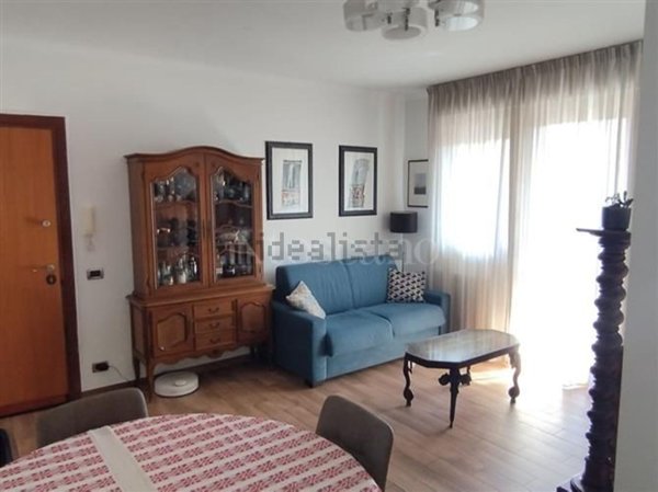 appartamento in vendita a Roma in zona Acilia