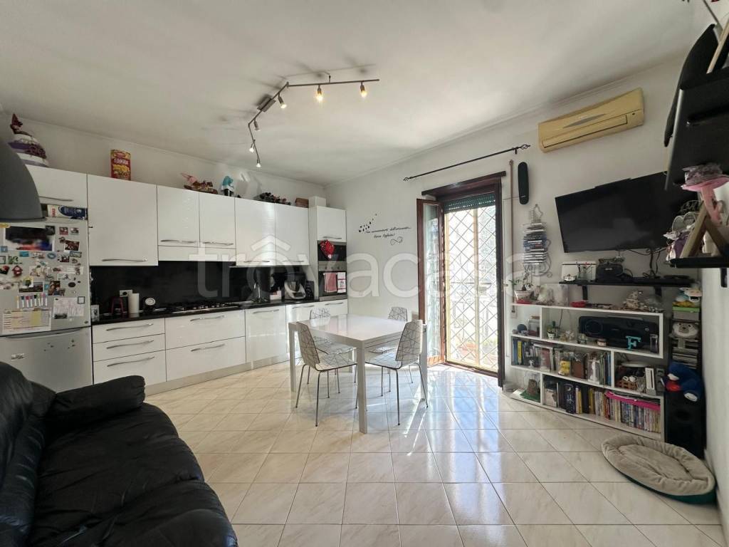 appartamento in vendita a Roma in zona Massimina/Casal Lumbroso