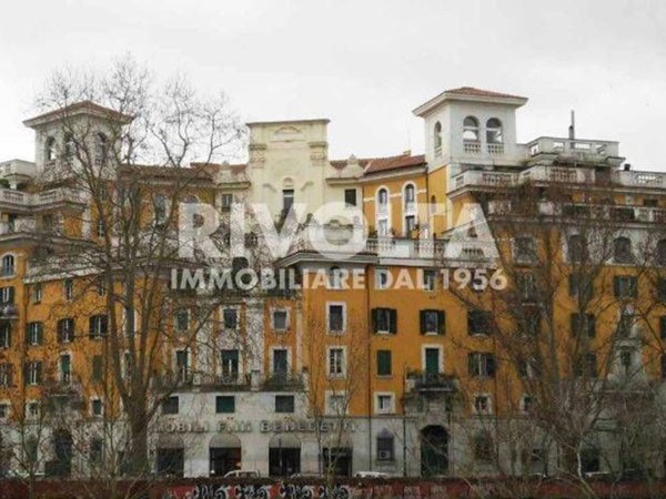 appartamento in vendita a Roma in zona San Saba - Ripa