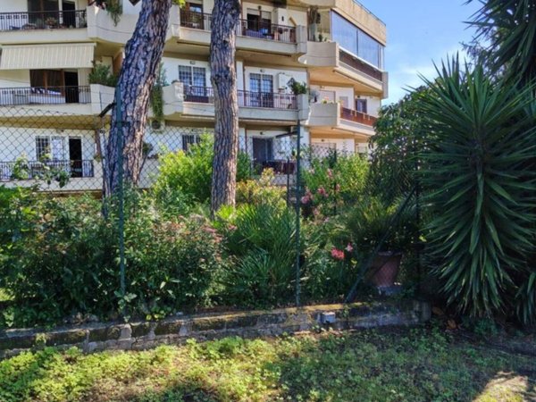 appartamento in vendita a Roma in zona Labaro