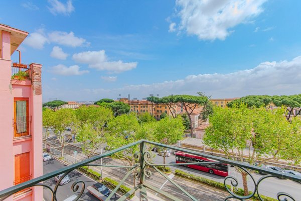 appartamento in vendita a Roma in zona Gianicolense