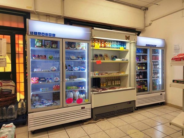 negozio in vendita a Roma in zona Ostia