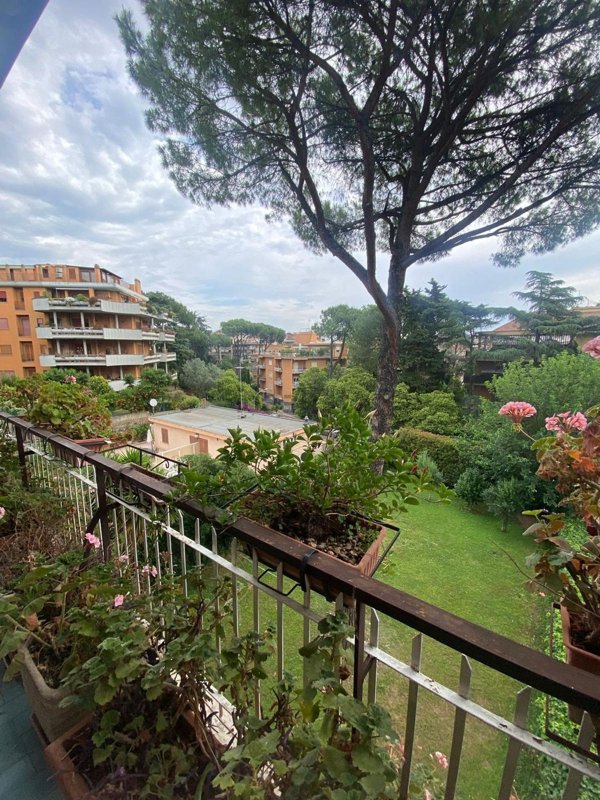 appartamento in vendita a Roma in zona Gianicolense