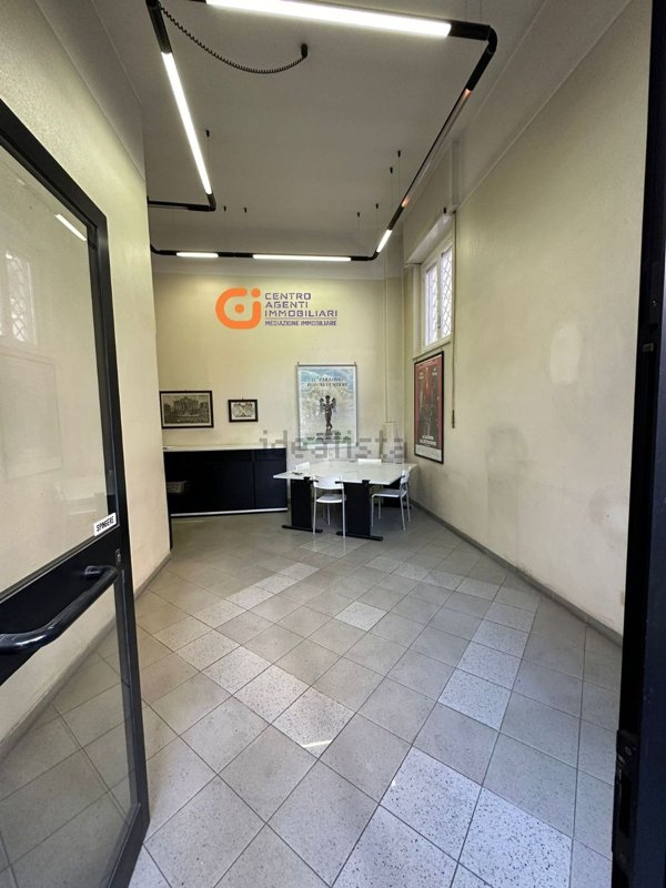 appartamento in vendita a Roma in zona Appio Latino