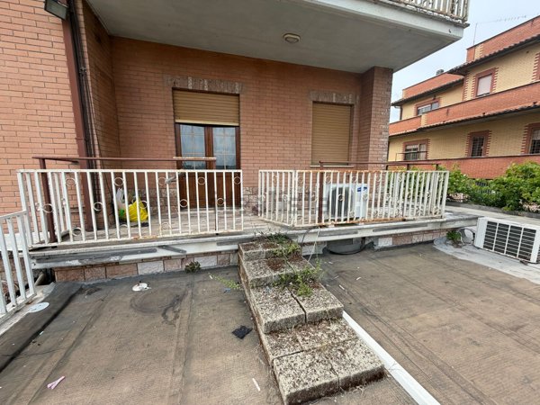 appartamento in vendita a Roma in zona Prima Porta